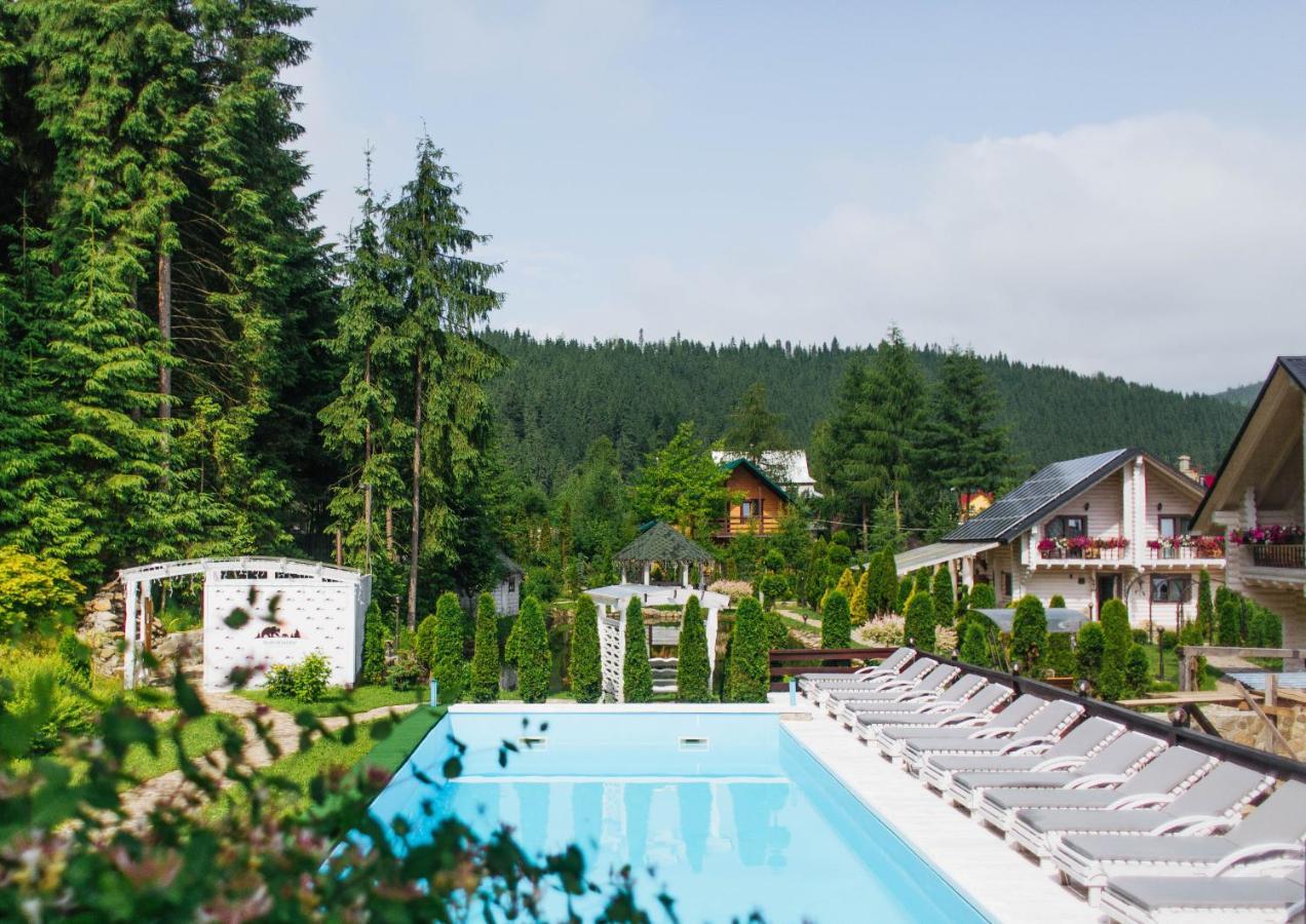 Hotel Vedmezhyi Dvir บูโคเวล ภายนอก รูปภาพ