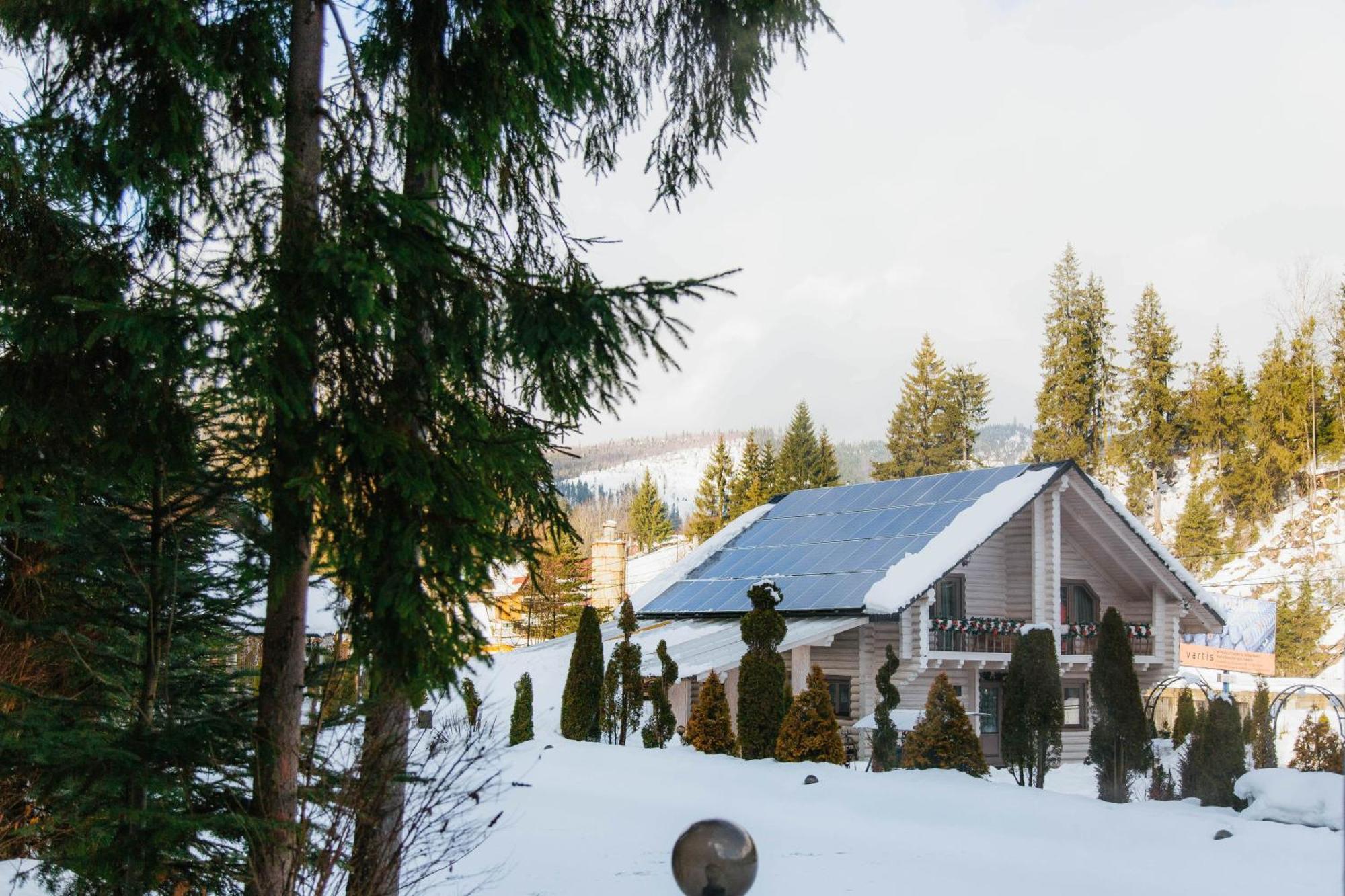 Hotel Vedmezhyi Dvir บูโคเวล ภายนอก รูปภาพ
