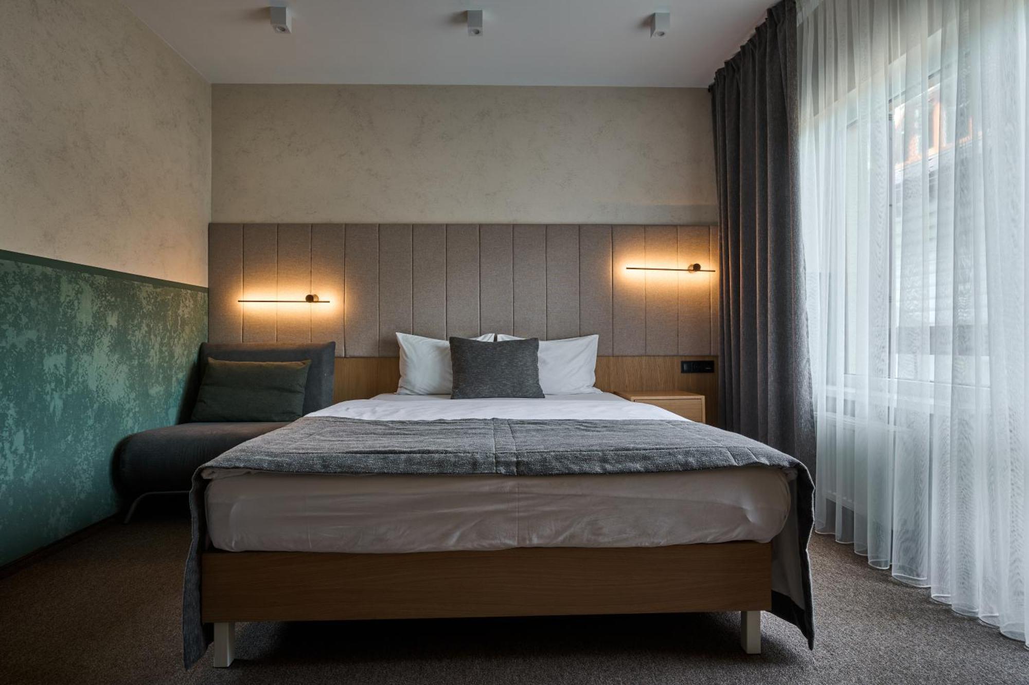 Hotel Vedmezhyi Dvir บูโคเวล ภายนอก รูปภาพ